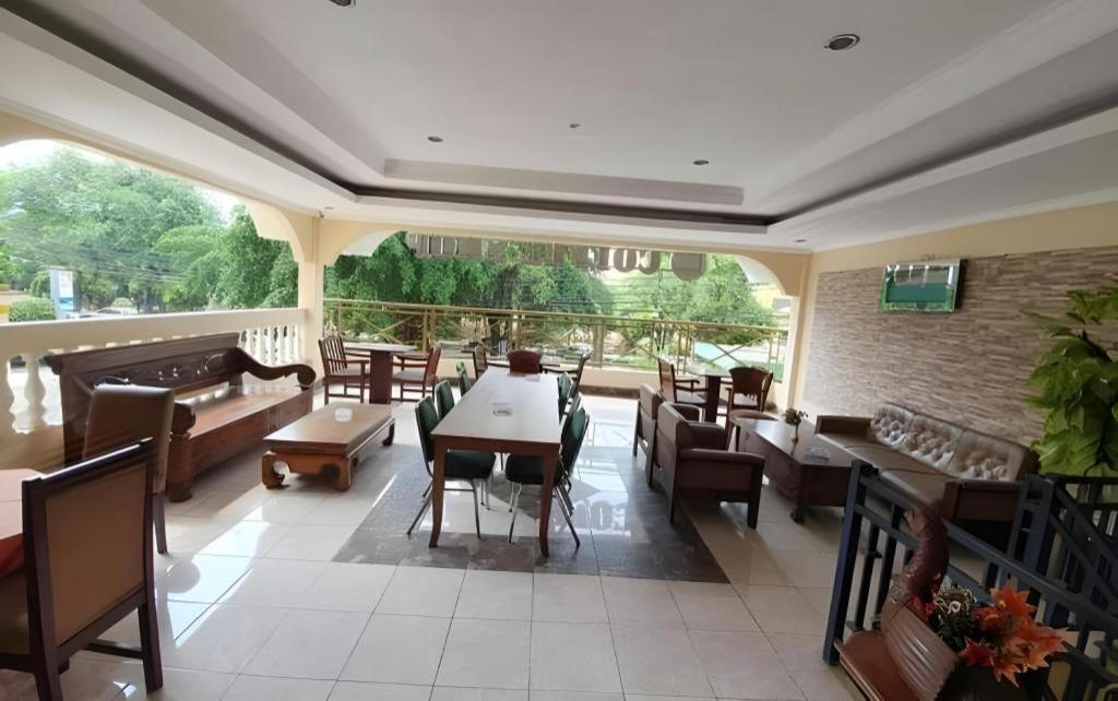 Mahadria Hotel Serang Ngoại thất bức ảnh